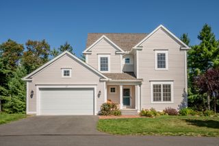 17 Prospect Ridge 17, Simsbury, CT 06070