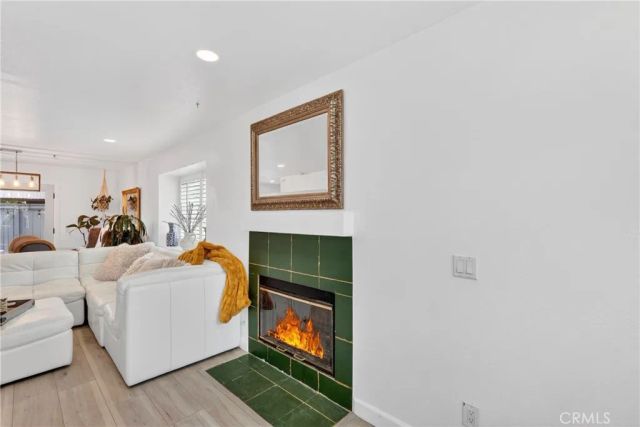 133 Cecil Place D, Costa Mesa, CA 92627