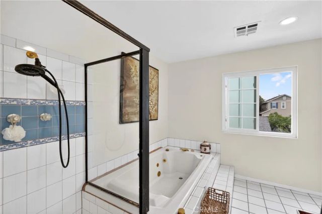 133 Cecil Place D, Costa Mesa, CA 92627