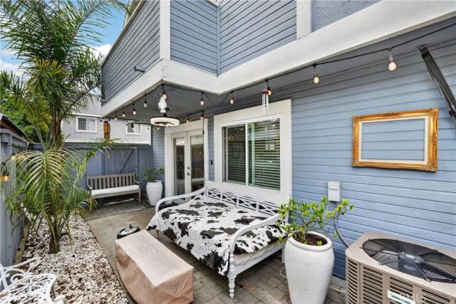 133 Cecil Place D, Costa Mesa, CA 92627