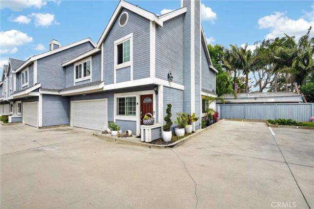 133 Cecil Place D, Costa Mesa, CA 92627