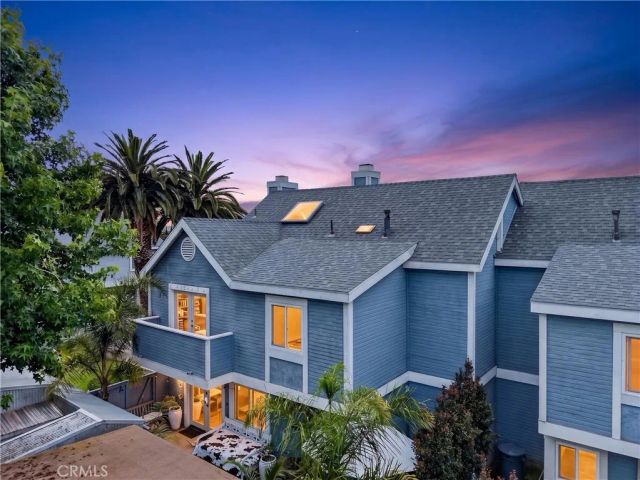 133 Cecil Place D, Costa Mesa, CA 92627