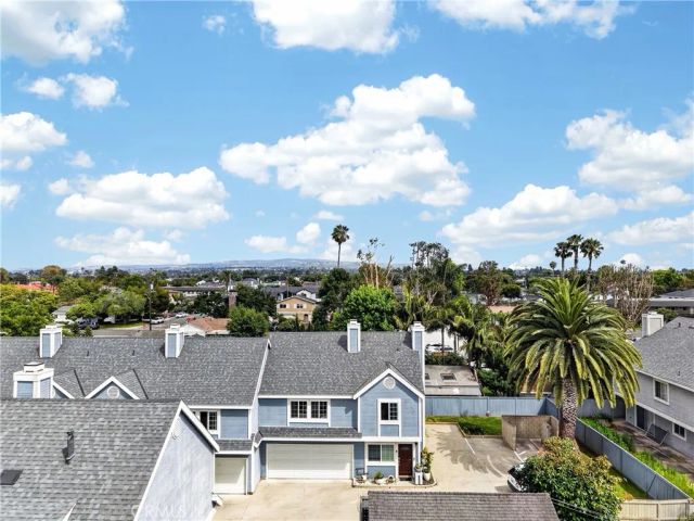 133 Cecil Place D, Costa Mesa, CA 92627