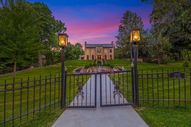 1405 Long Road, Kalamazoo City, MI 49008