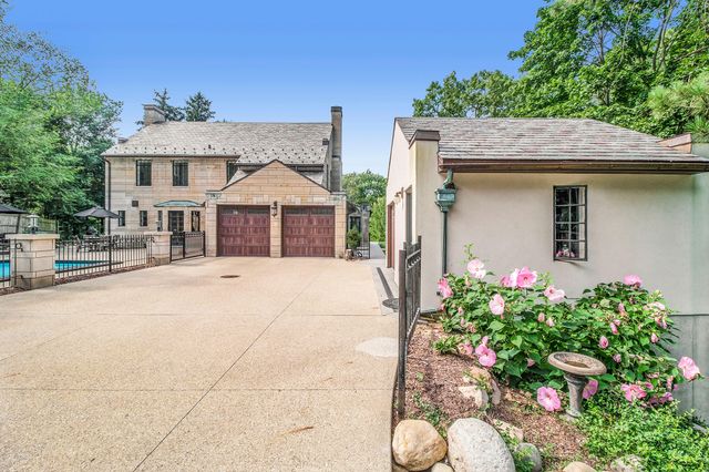 1405 Long Road, Kalamazoo City, MI 49008