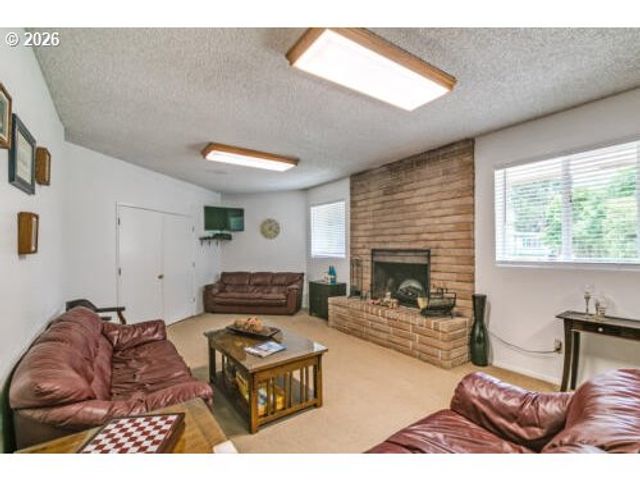 5335 MAIN St 197, Springfield, OR 97478