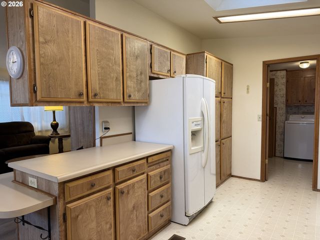 5335 MAIN St 197, Springfield, OR 97478