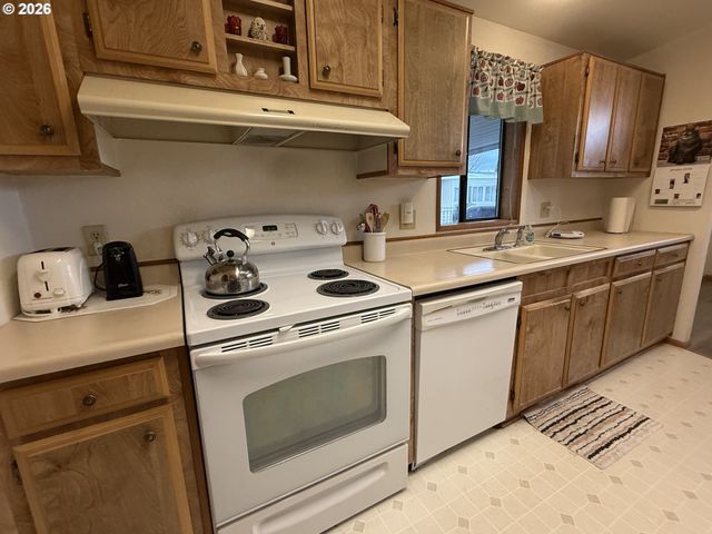 5335 MAIN St 197, Springfield, OR 97478