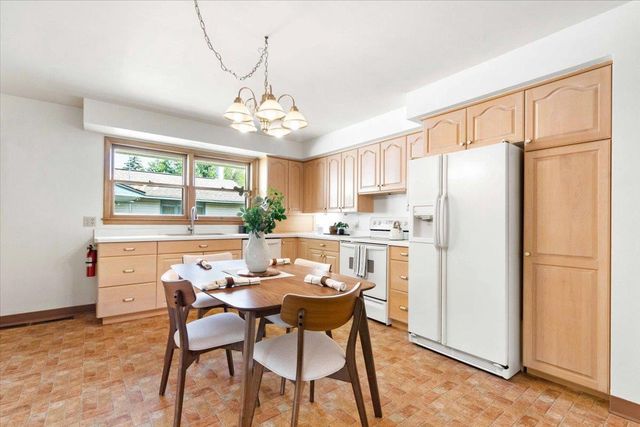 361 20TH AVENUE SOUTH, Wisconsin Rapids, WI 54495