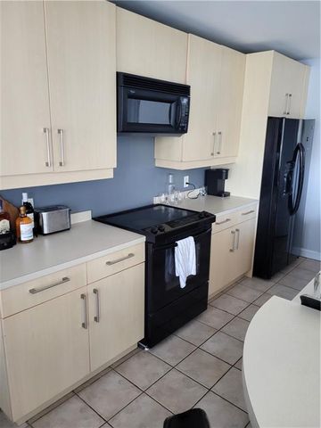250 Park NE Avenue 302, Atlanta, GA 30313