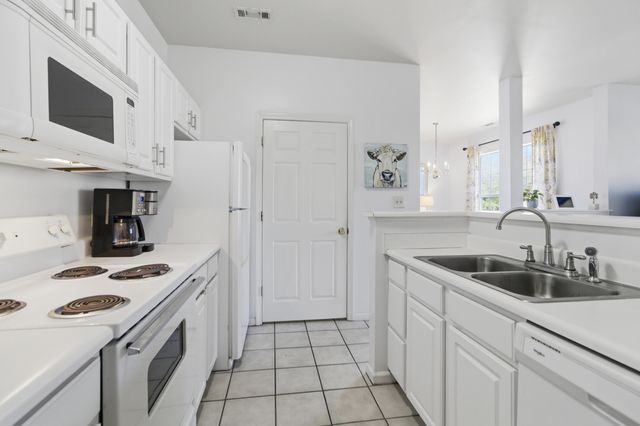 1600 Long Grove Drive Unit 1112, Mount Pleasant, SC 29464