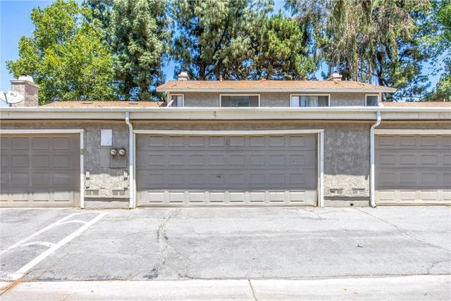 2061 W Redlands Boulevard 18C, Redlands, CA 92373