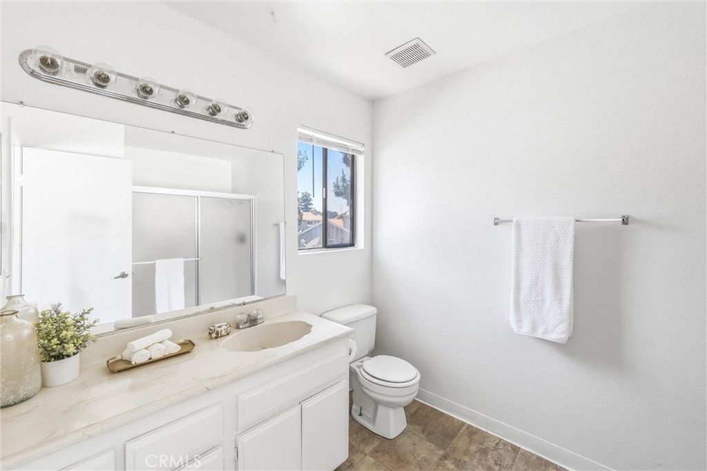 Image 28 of property listing at 2061 W Redlands Boulevard 18C, Redlands, CA 92373