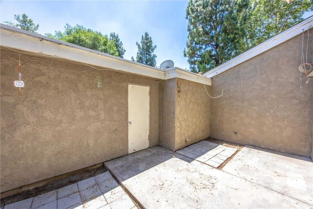 Image 29 of property listing at 2061 W Redlands Boulevard 18C, Redlands, CA 92373