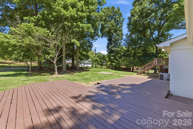 2168 Dartwood Drive NW, Concord, NC 28027