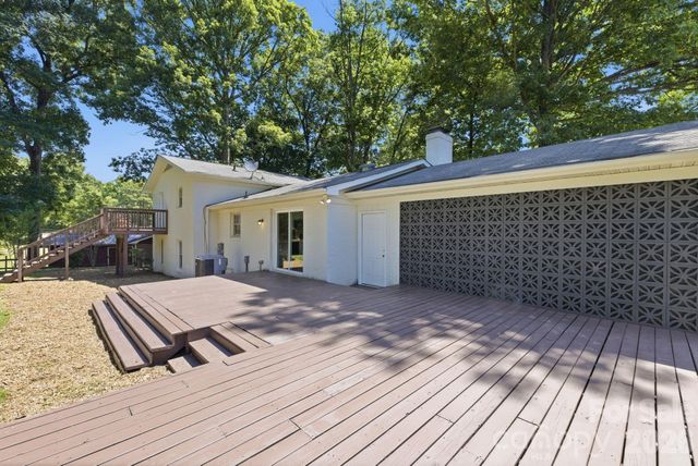 2168 Dartwood Drive NW, Concord, NC 28027