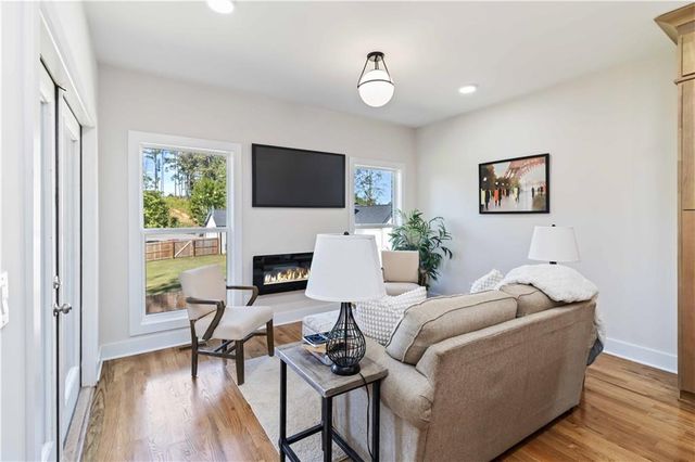 411 Katy Place, Atlanta, GA 30349