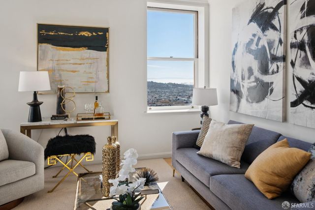 351 Buena Vista Avenue 601E, San Francisco, CA 94117