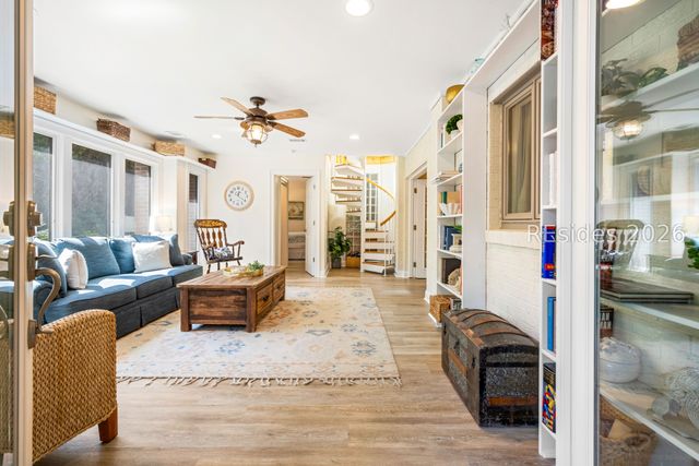 2 Nighthawk St, Hilton Head Island, SC 29928