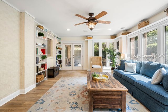 2 Nighthawk St, Hilton Head Island, SC 29928