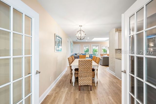 2 Nighthawk St, Hilton Head Island, SC 29928