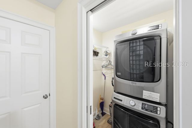 2 Nighthawk St, Hilton Head Island, SC 29928