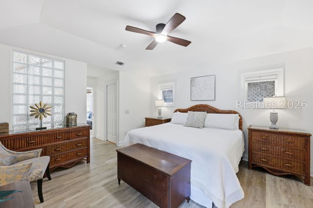 2 Nighthawk St, Hilton Head Island, SC 29928