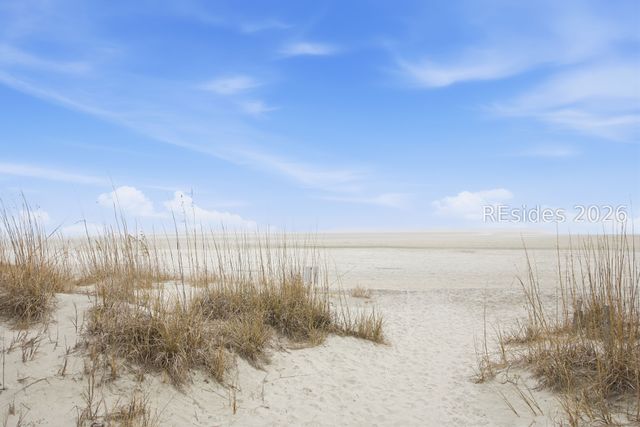 2 Nighthawk St, Hilton Head Island, SC 29928