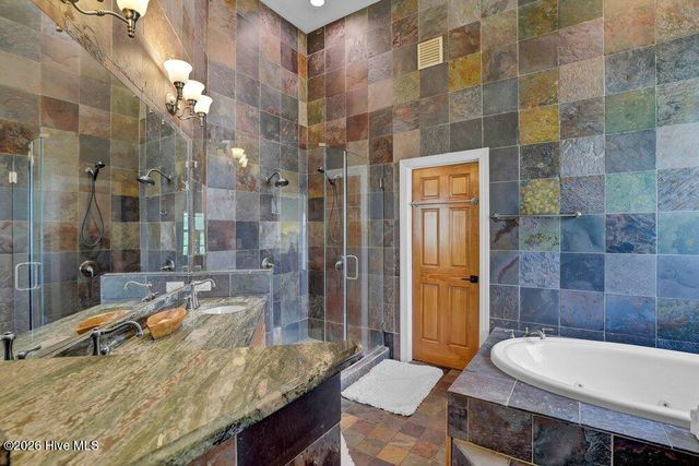 707 N Green Tee Road, Hampstead, NC 28443