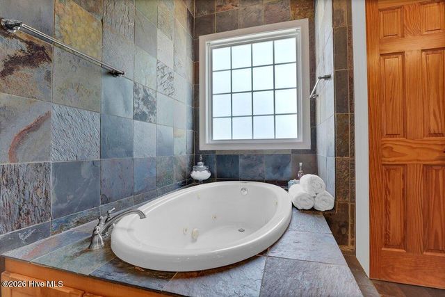 707 N Green Tee Road, Hampstead, NC 28443