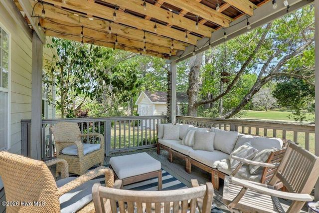 707 N Green Tee Road, Hampstead, NC 28443
