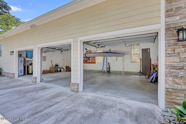 707 N Green Tee Road, Hampstead, NC 28443