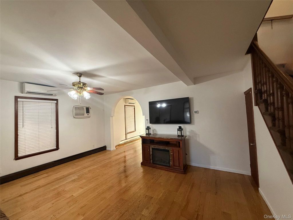 1521 Hone Avenue, Bronx, NY 10461 — photo 3