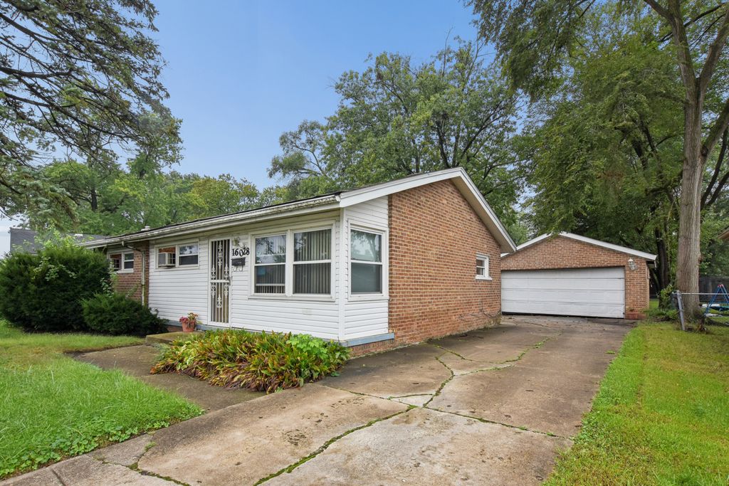 16028 Richmond Avenue, Markham, IL 60428 — photo 2