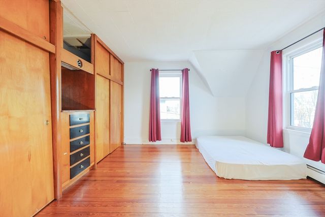 35 Miller Stile Rd, Quincy, MA 02169