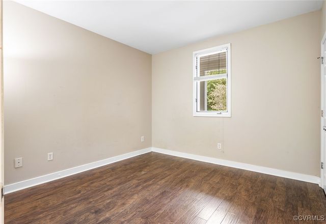 318 Water Pointe Ln, Midlothian, VA 23112