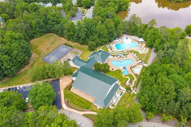 318 Water Pointe Ln, Midlothian, VA 23112