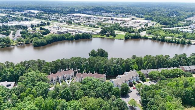 318 Water Pointe Ln, Midlothian, VA 23112