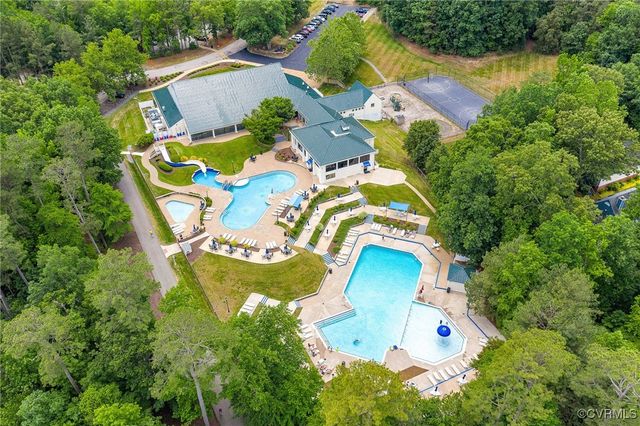 318 Water Pointe Ln, Midlothian, VA 23112