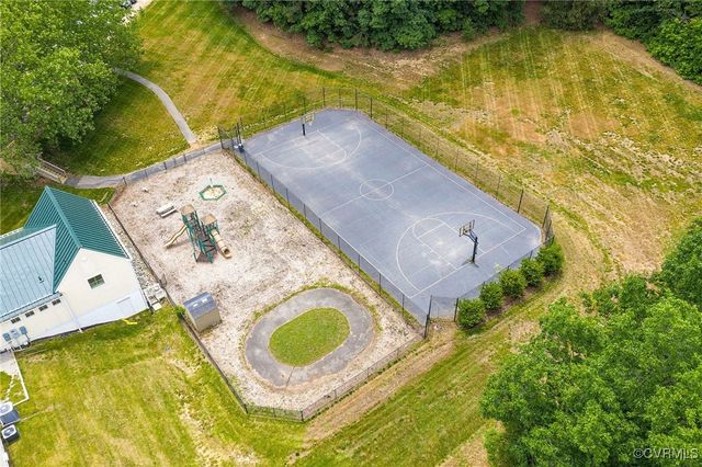 318 Water Pointe Ln, Midlothian, VA 23112