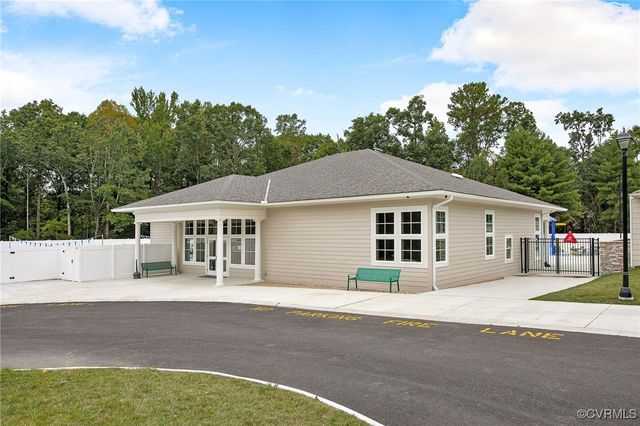 318 Water Pointe Ln, Midlothian, VA 23112
