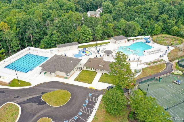 318 Water Pointe Ln, Midlothian, VA 23112