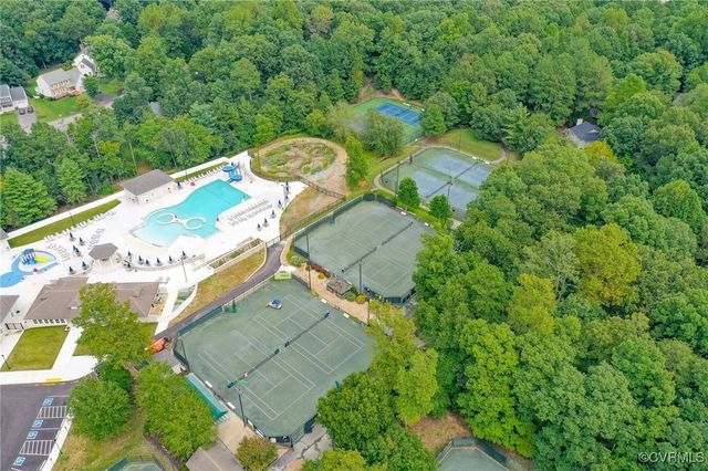 318 Water Pointe Ln, Midlothian, VA 23112