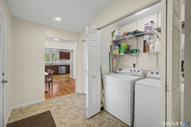 11 Candlewood Springs, New Milford, CT 06776
