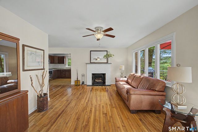 11 Candlewood Springs, New Milford, CT 06776