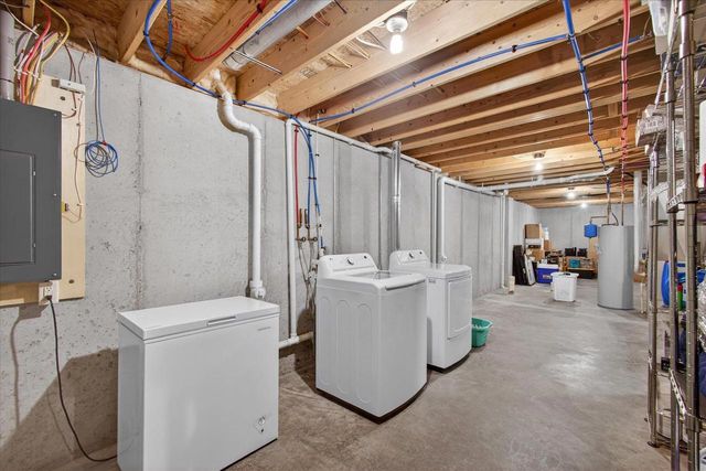 2475 HAAS ROAD, Kaukauna, WI 54130