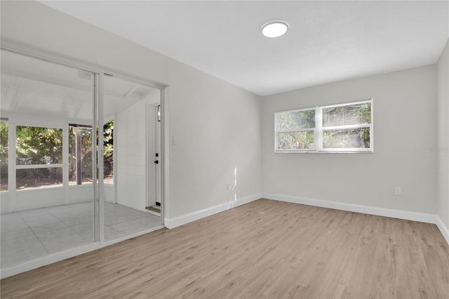 1033 WILDWOOD W, Lakeland, FL 33801