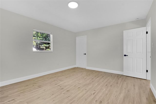 1033 WILDWOOD W, Lakeland, FL 33801