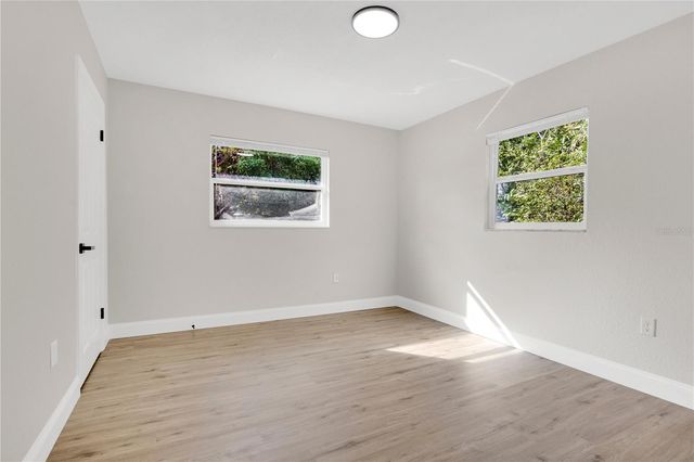 1033 WILDWOOD W, Lakeland, FL 33801