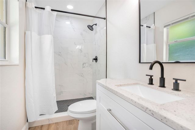 1033 WILDWOOD W, Lakeland, FL 33801